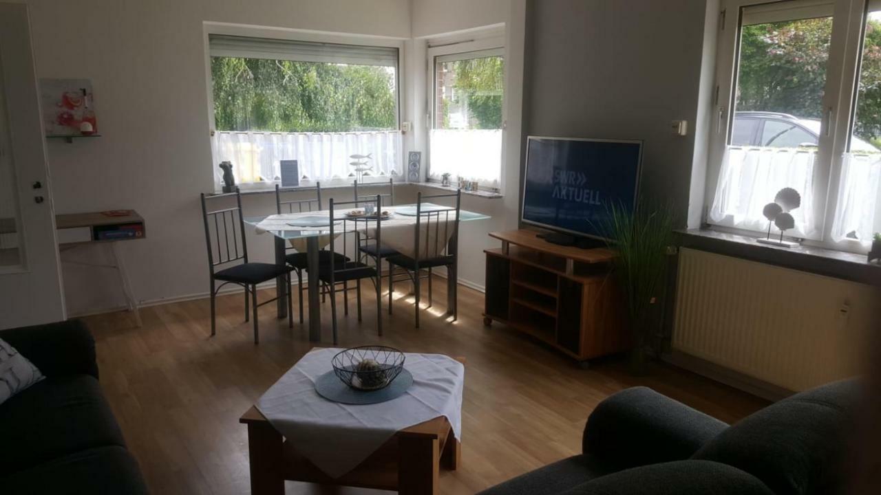 Haus Hoelderlin Wilhelmshaven Bagian luar foto